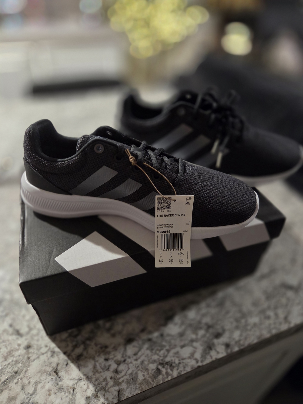 New In Box adidas Black and White Lite Racer CLN Sport Sneakers Sz 8.5w